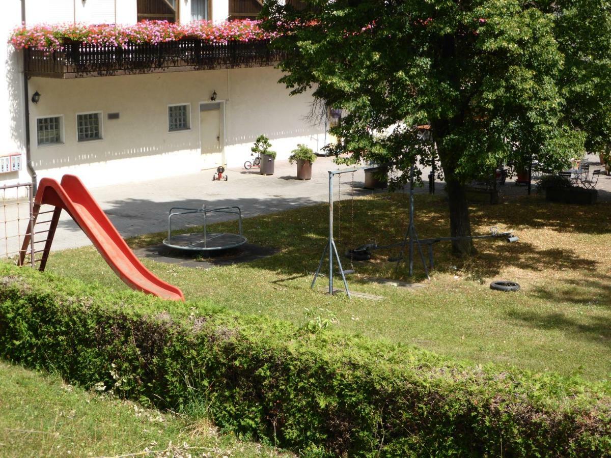 Hotel-Gasthof "Zum Bartl" Sulzbach-Rosenberg Zewnętrze zdjęcie